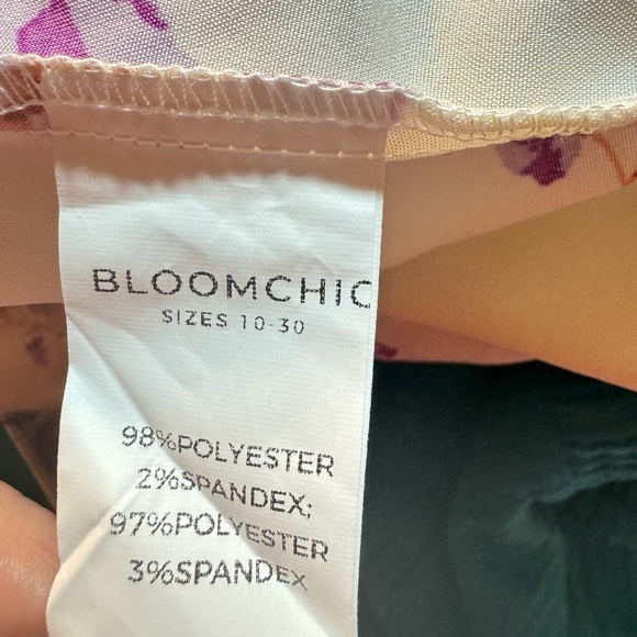 Bloomchic With Floral Print Skirt size 26W - Picture 8 of 8
